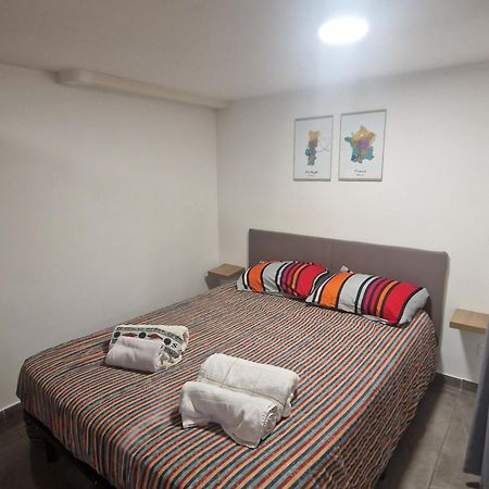 L'Auberge De Sucy - Studio Climatise Екстер'єр фото