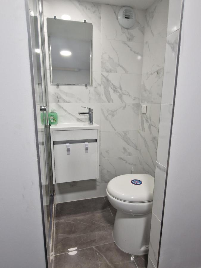 L'Auberge De Sucy - Studio Climatise Екстер'єр фото